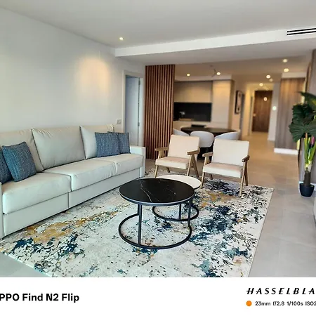 Seaview Apartment